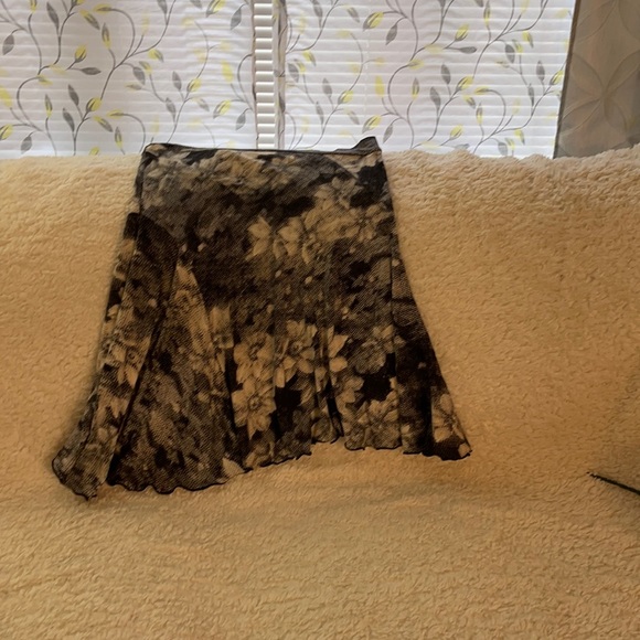 Selling le chateau skirt size XL black gray white - Picture 1 of 2